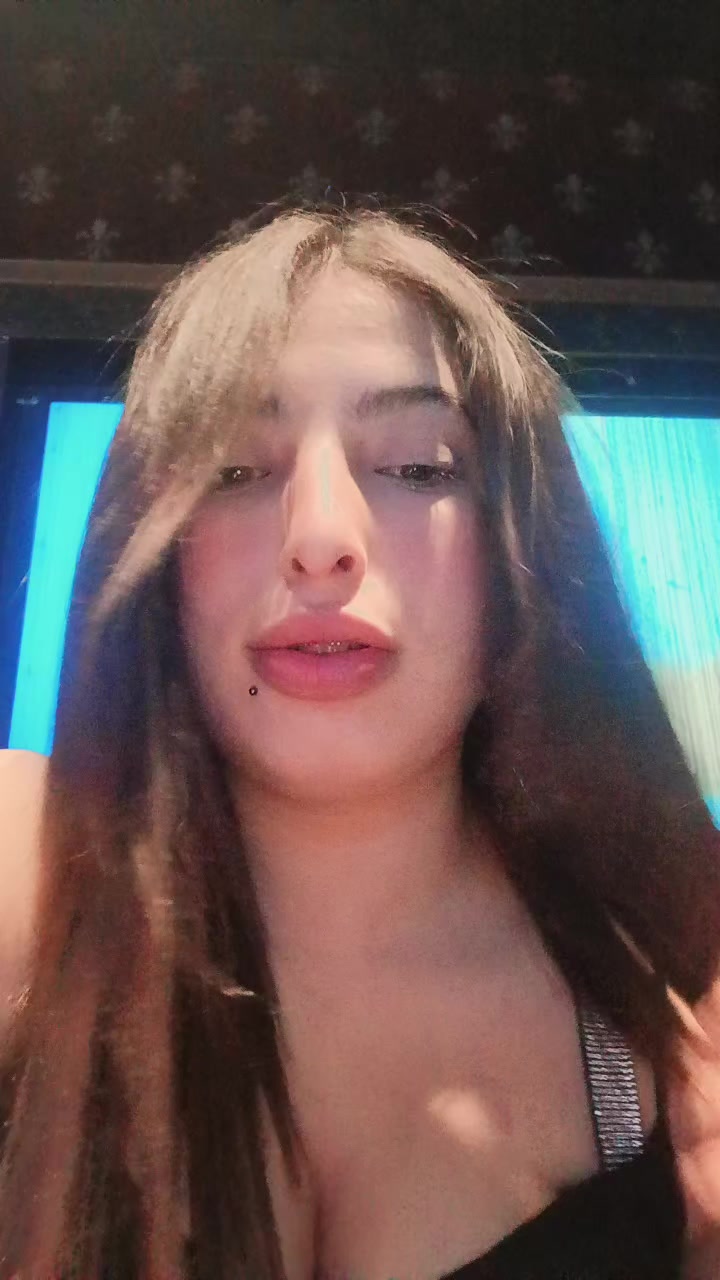@Nut Ella