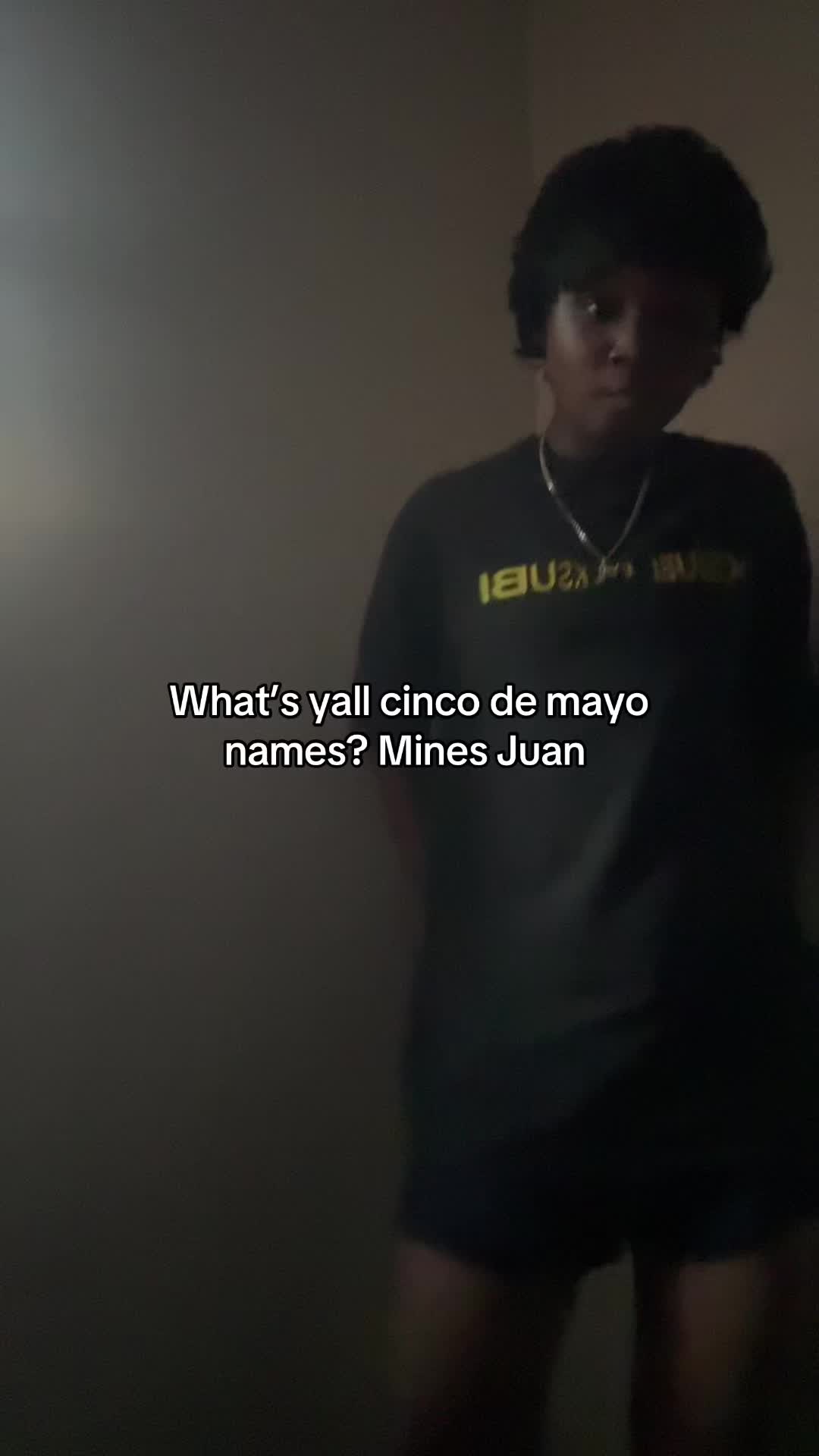 @AUNTIE