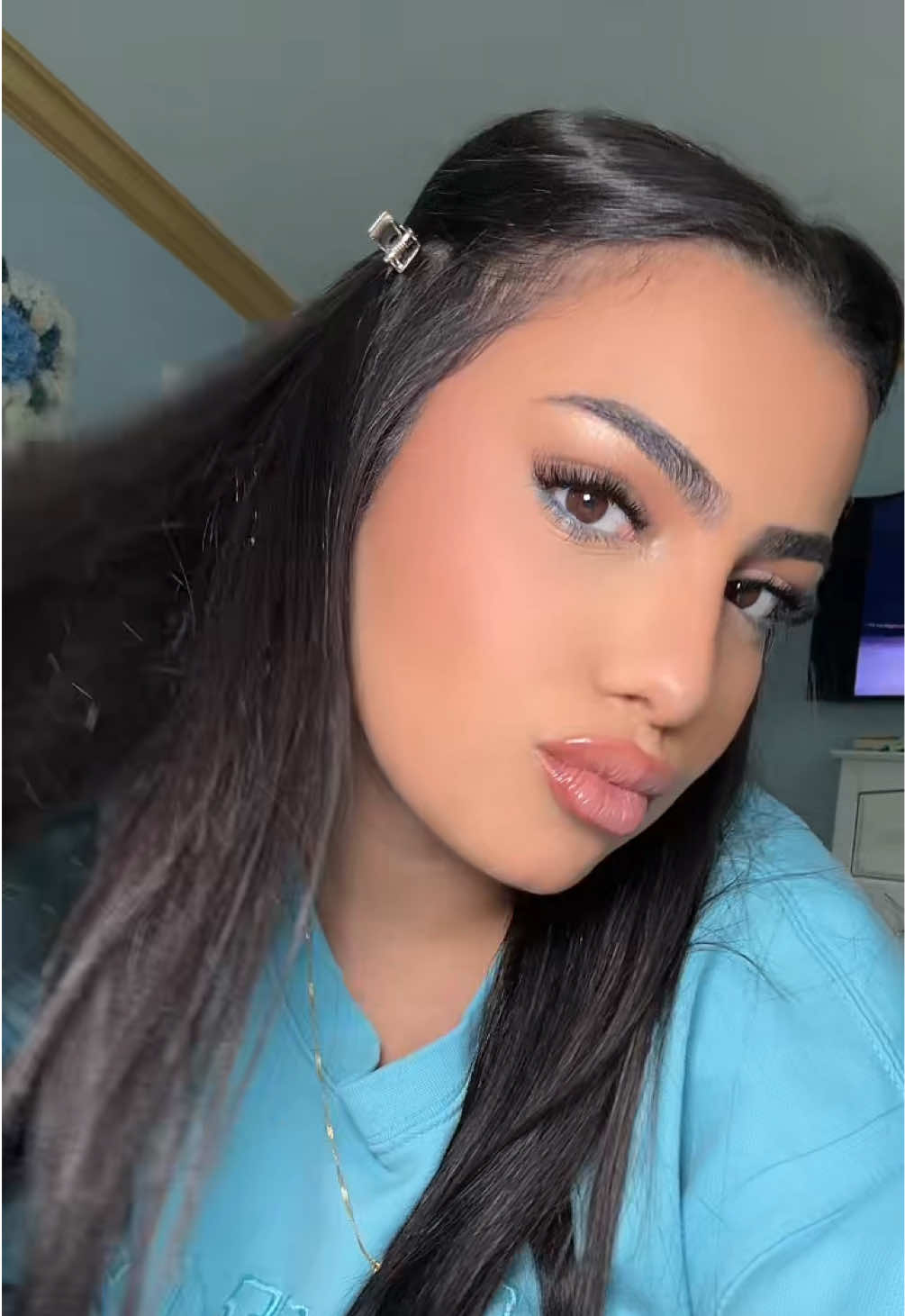 @صديقة
