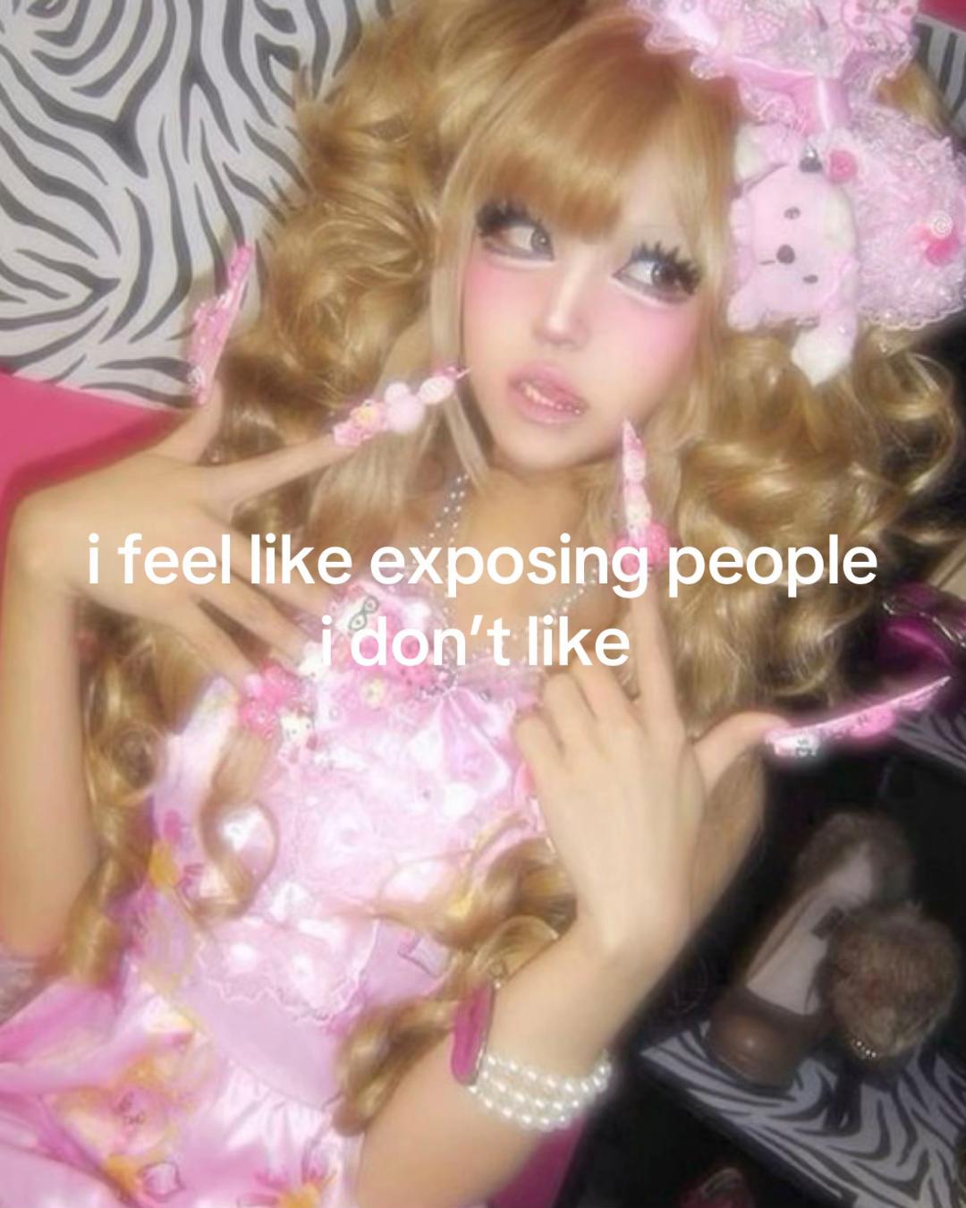 @♯ ⋮ 𝄞 𝑀𝑦𝑙𝑎 🤍★