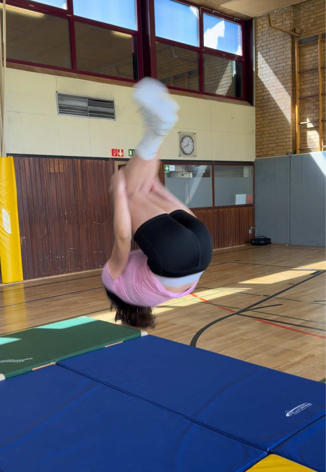 @Itschiaracheer