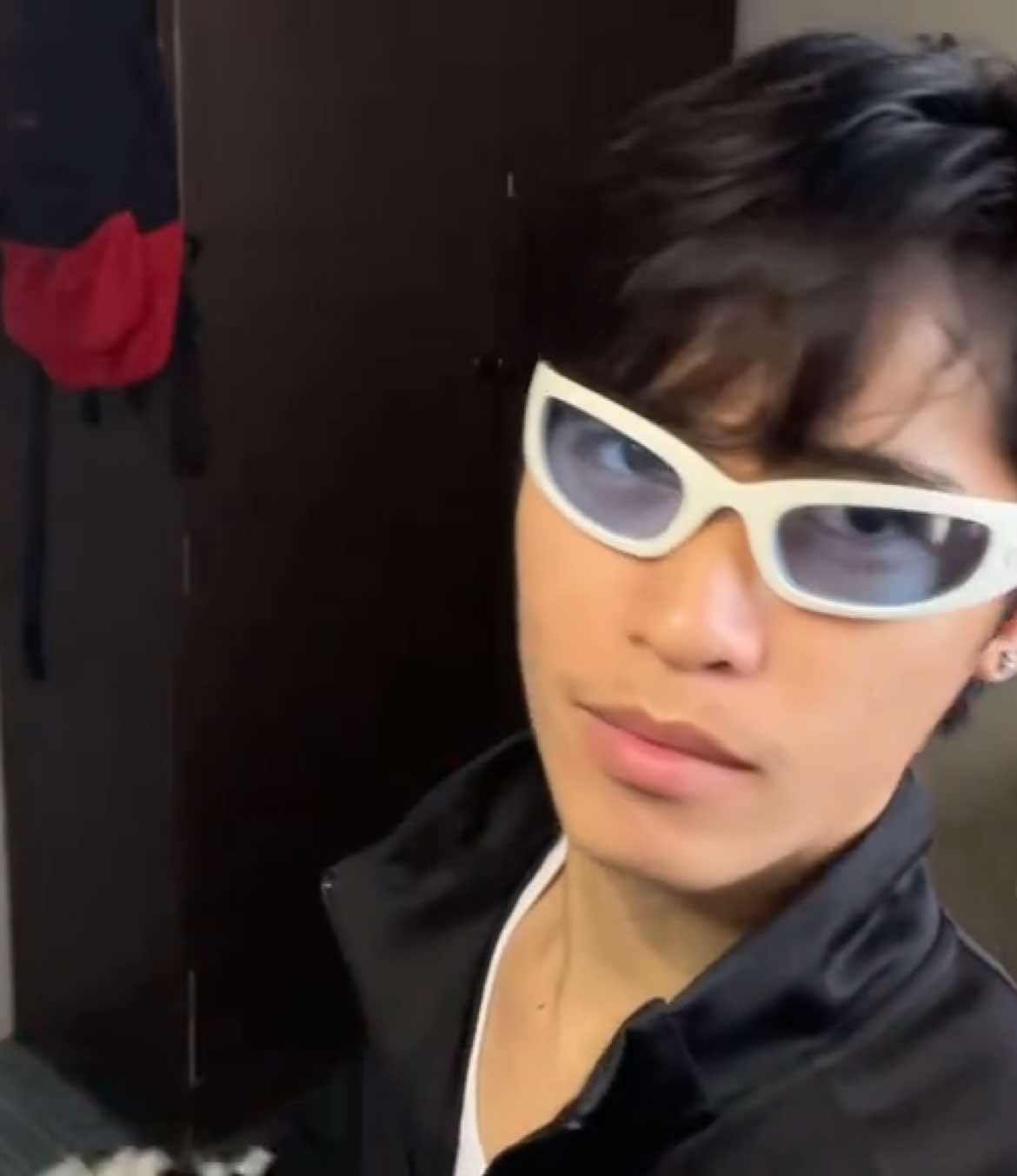 @zy