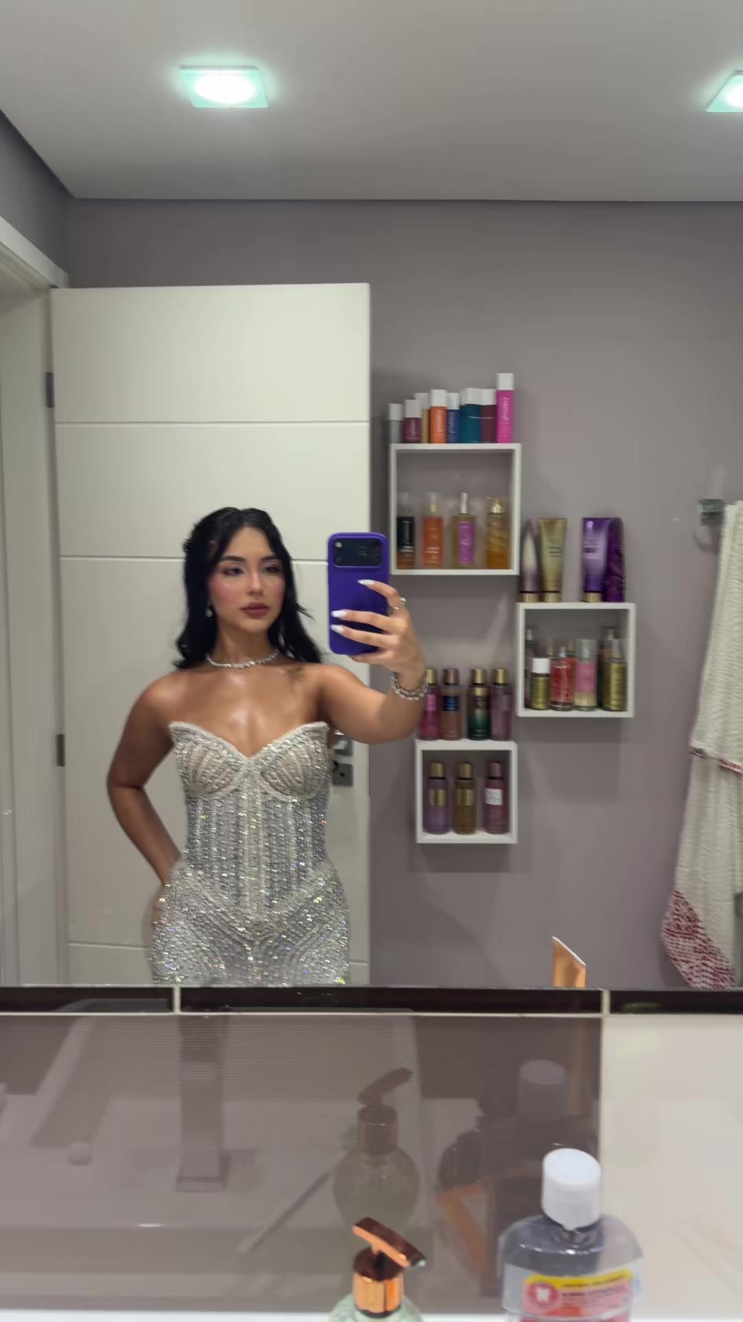 @thatafreitas