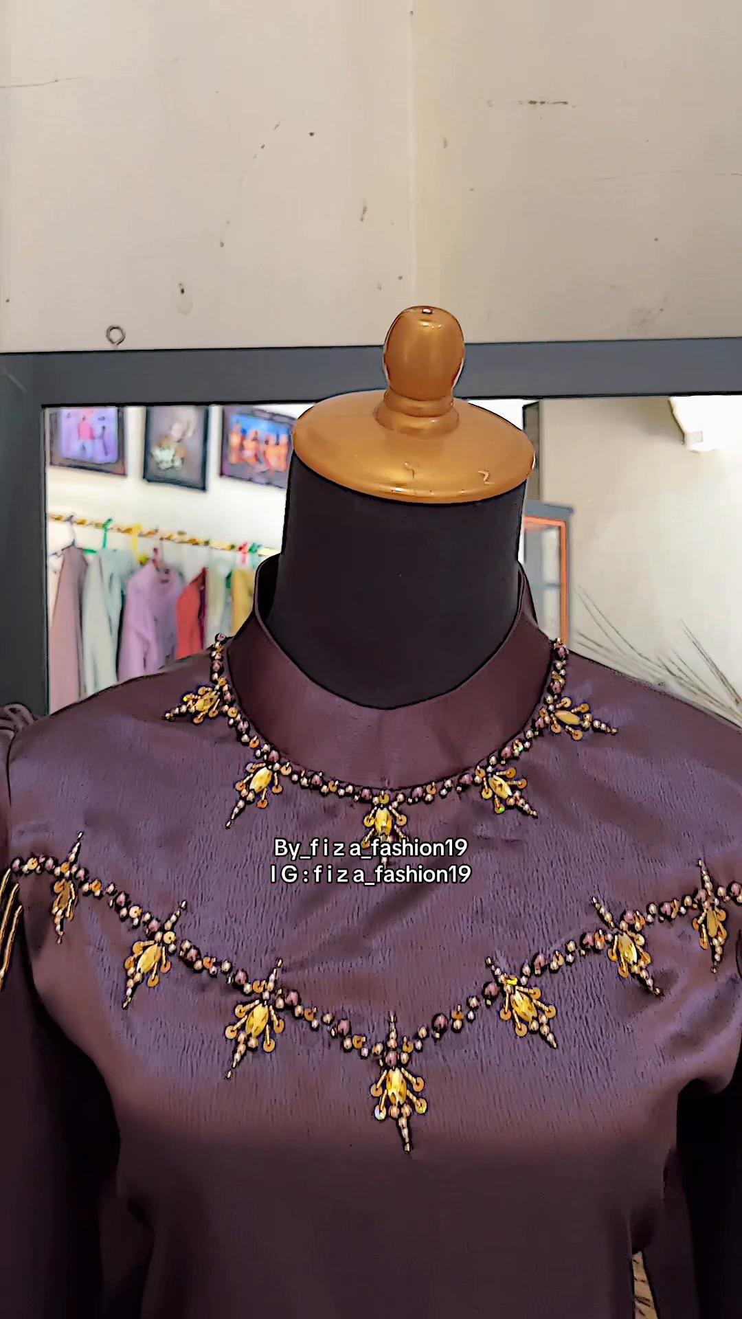 @F I Z A👑 || IG :fizafashion19