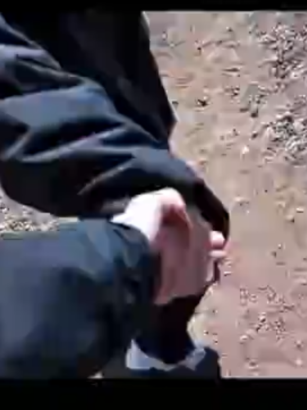 @𝘛𝘩𝘦𝘩𝘰𝘭𝘪𝘤