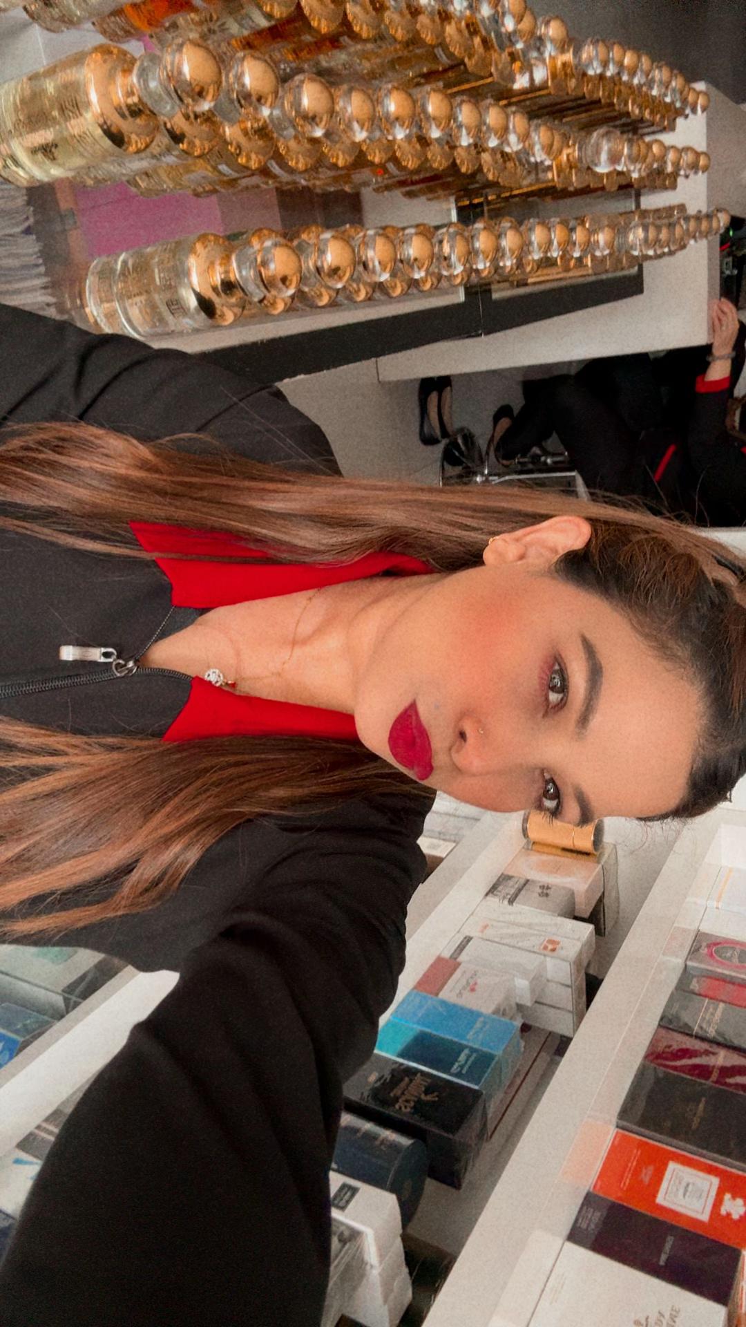 @Mu_Na🧿