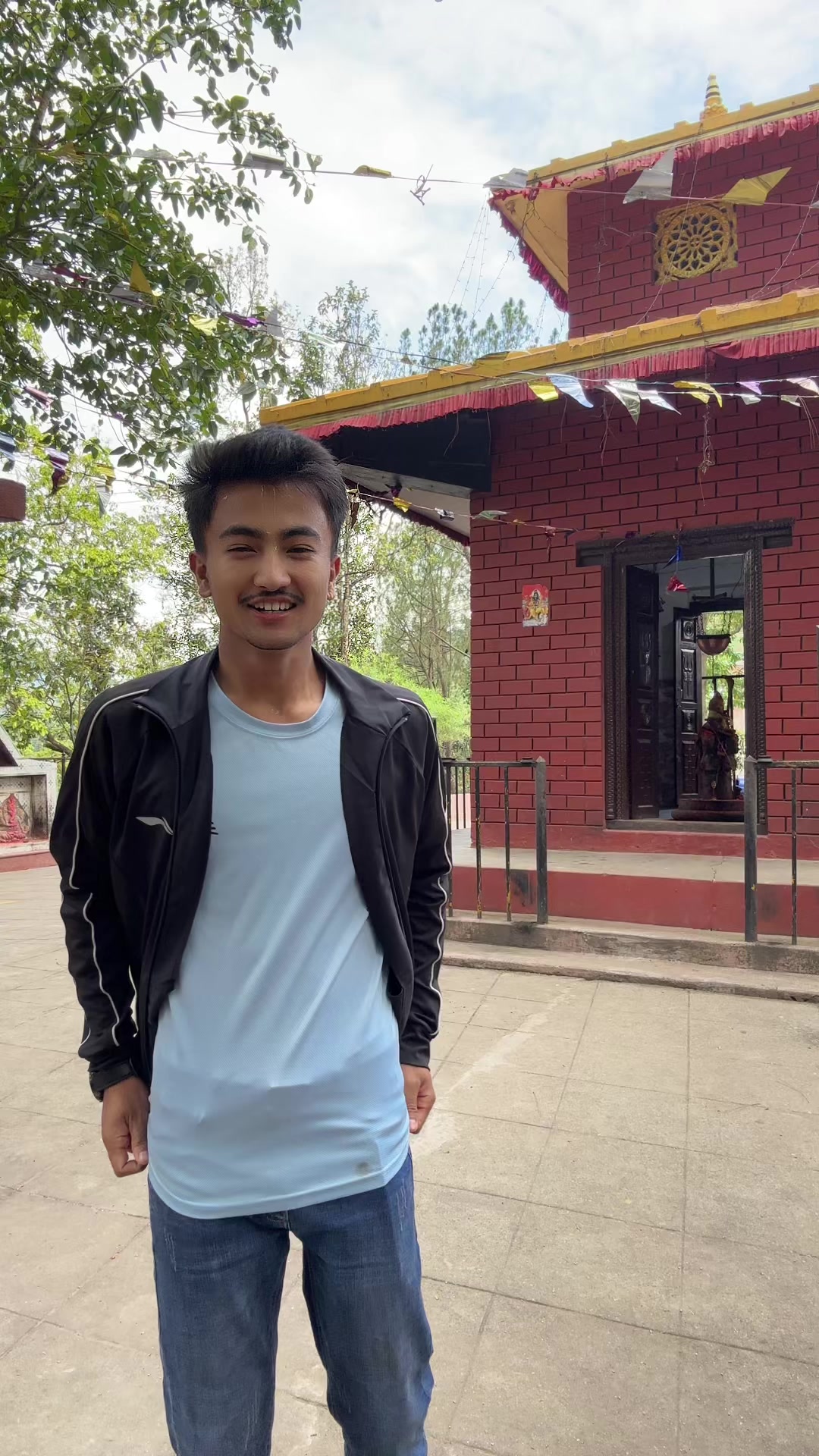 @Roshani Shakya