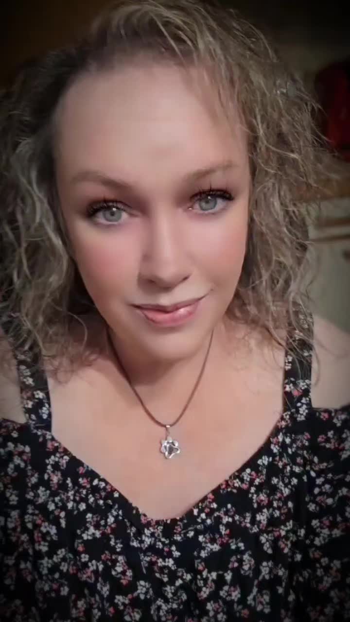 @Heidi 💜🖤