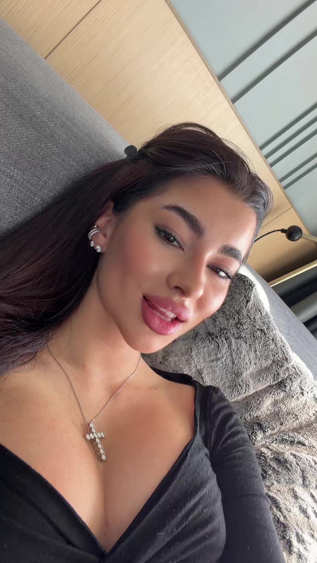 @Katee_v_