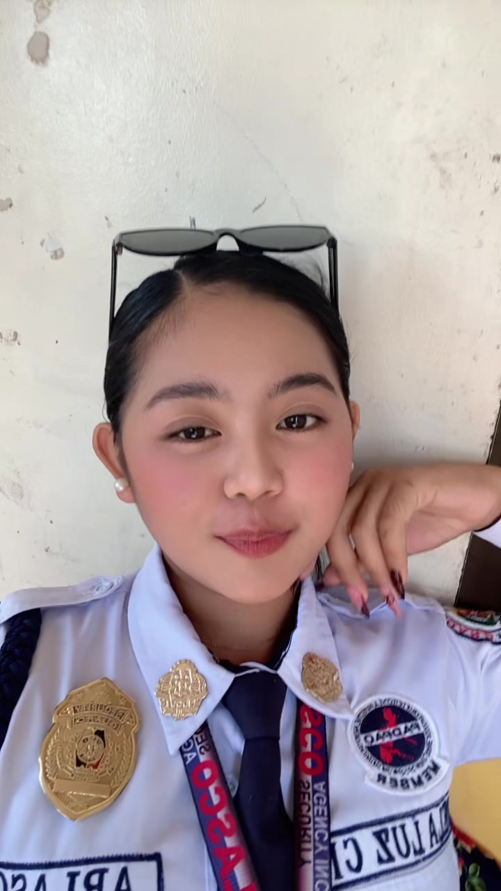 @khriz