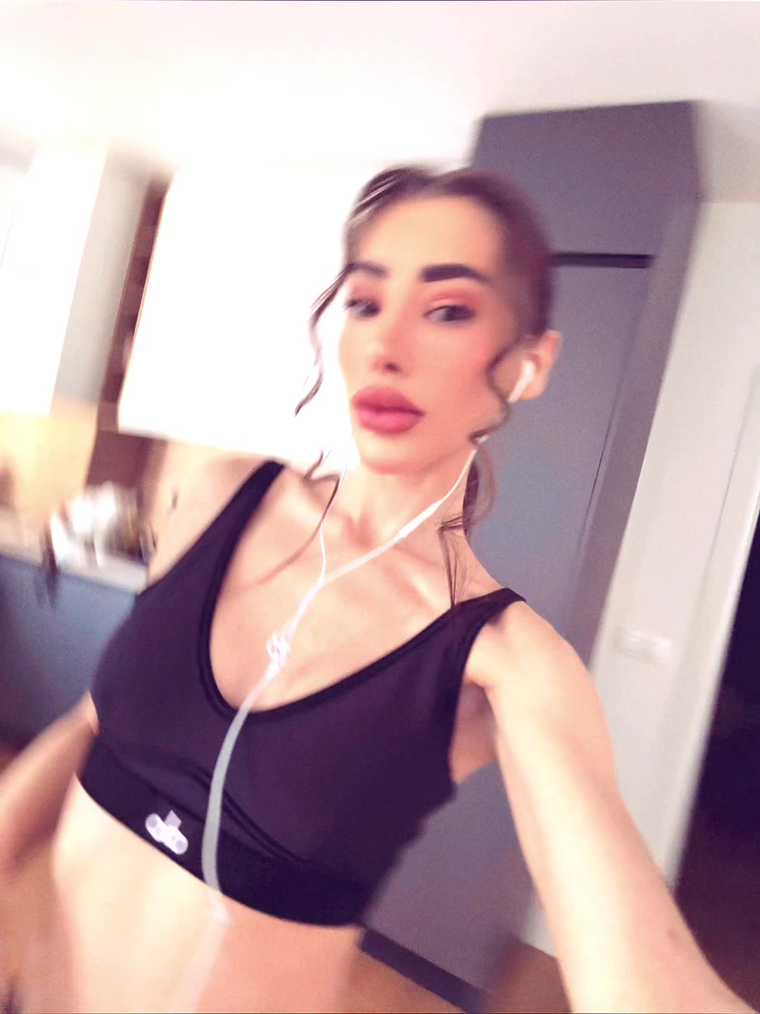 @Daniella🥹