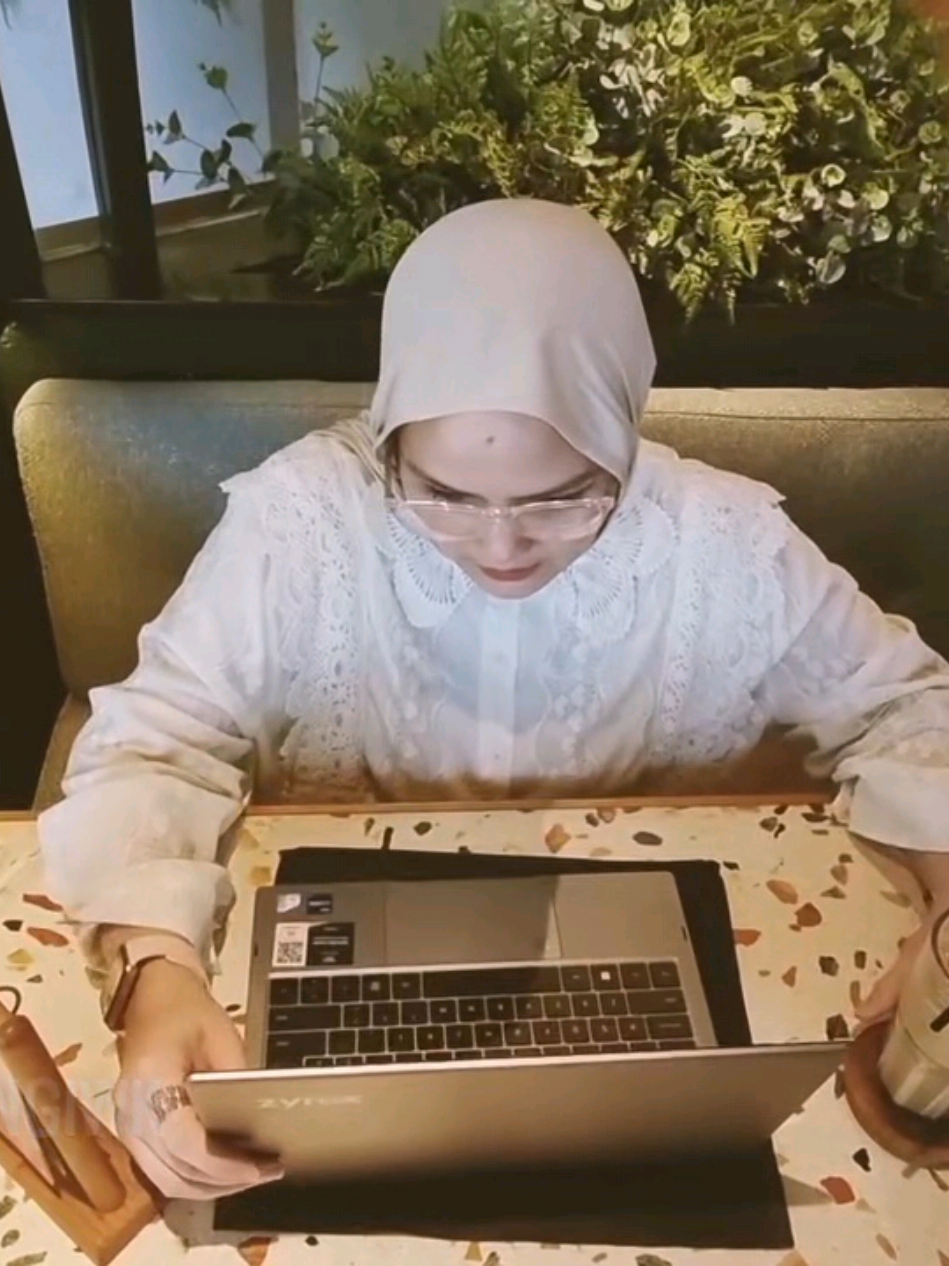 @Tutorial Cerita