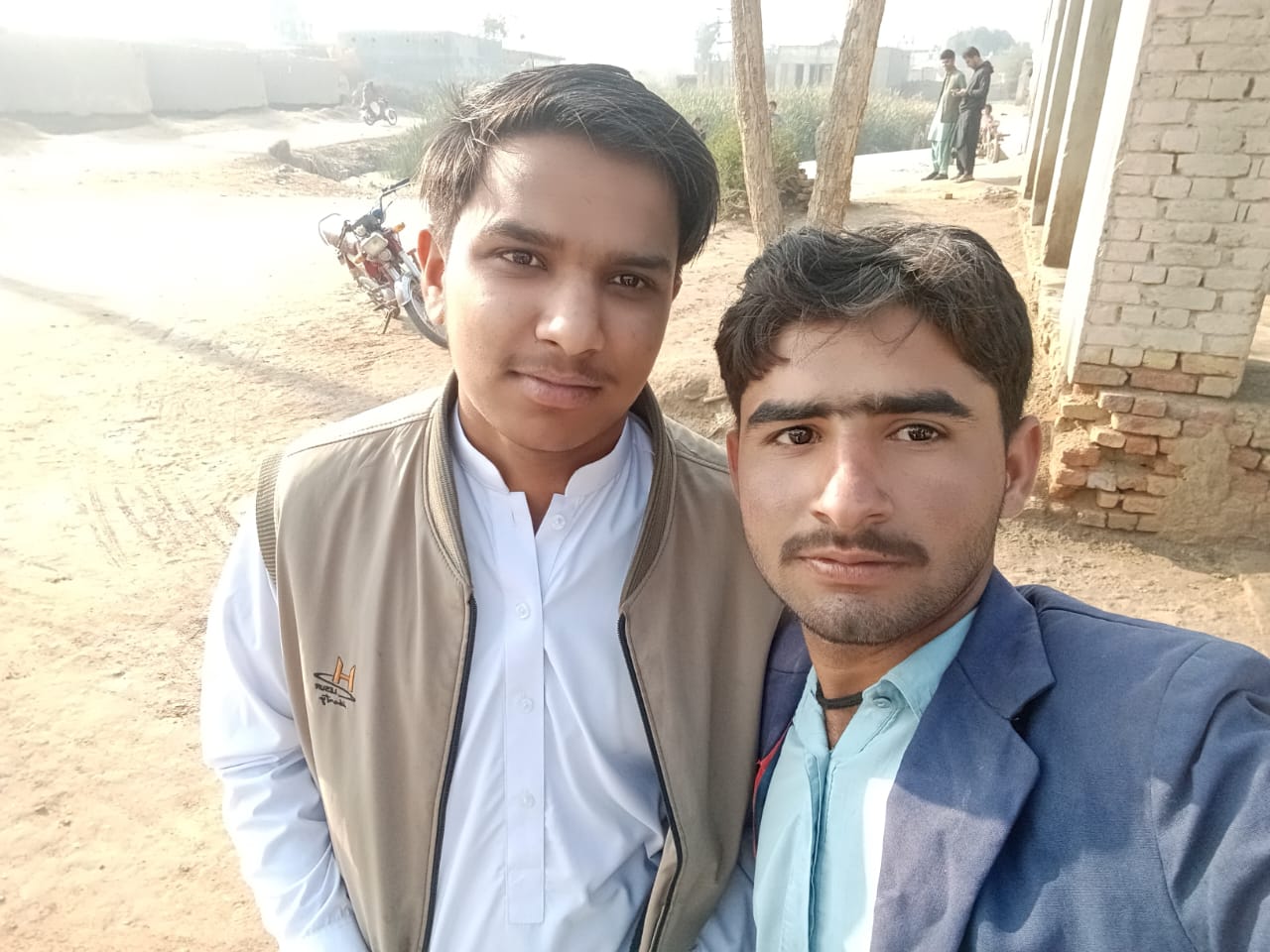 @Qadir Bux