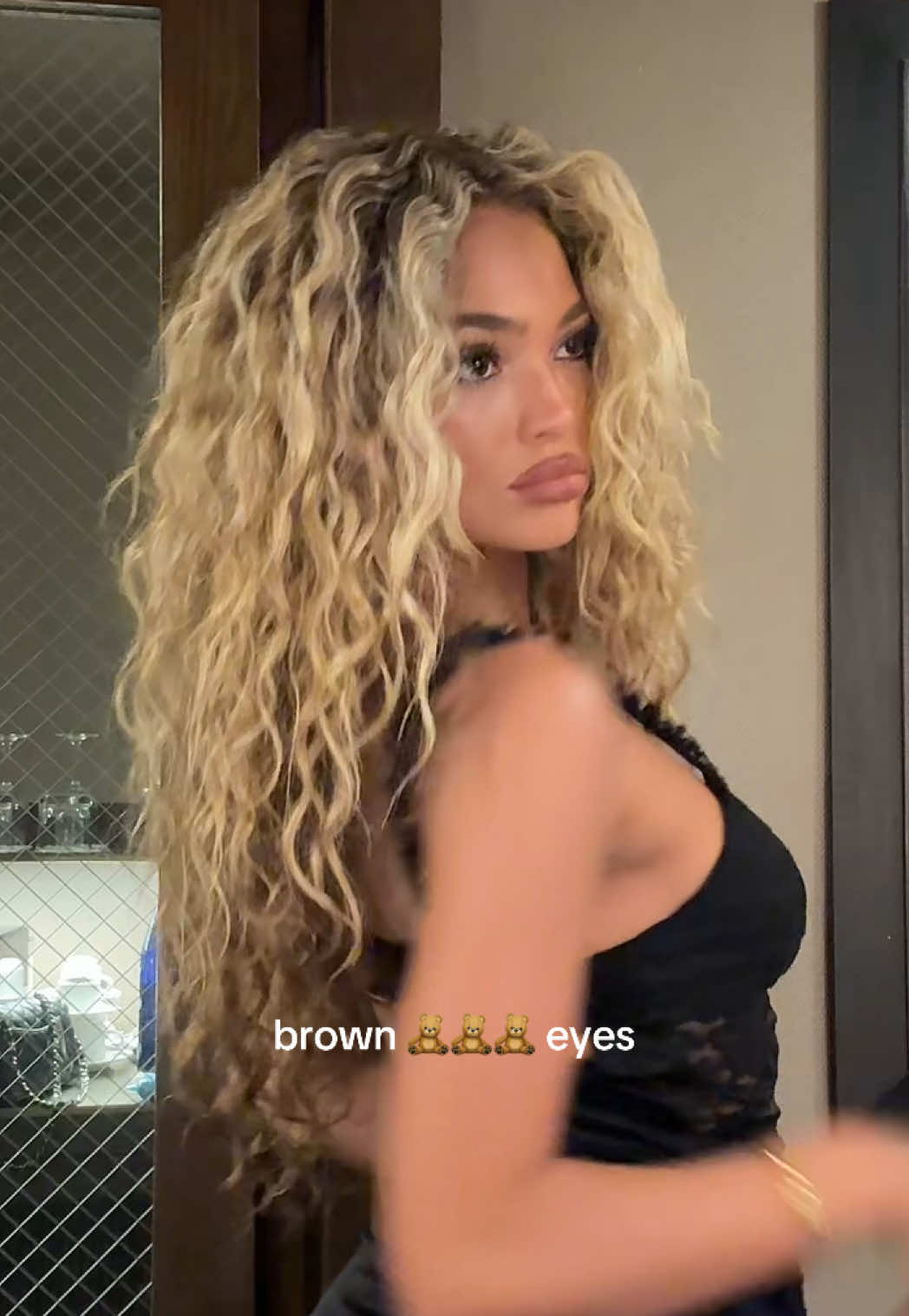 @avari_lanai