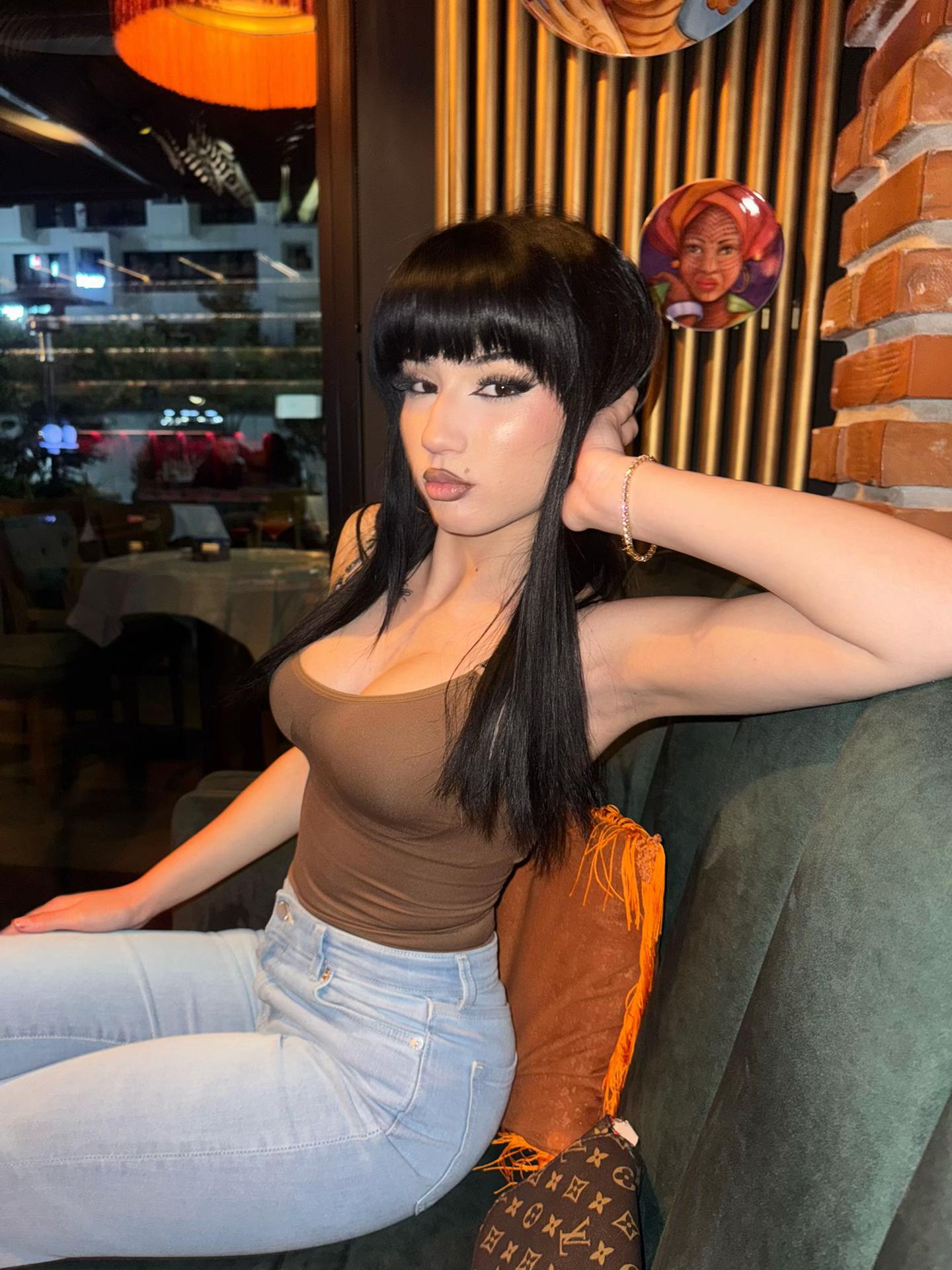 @Alba'
