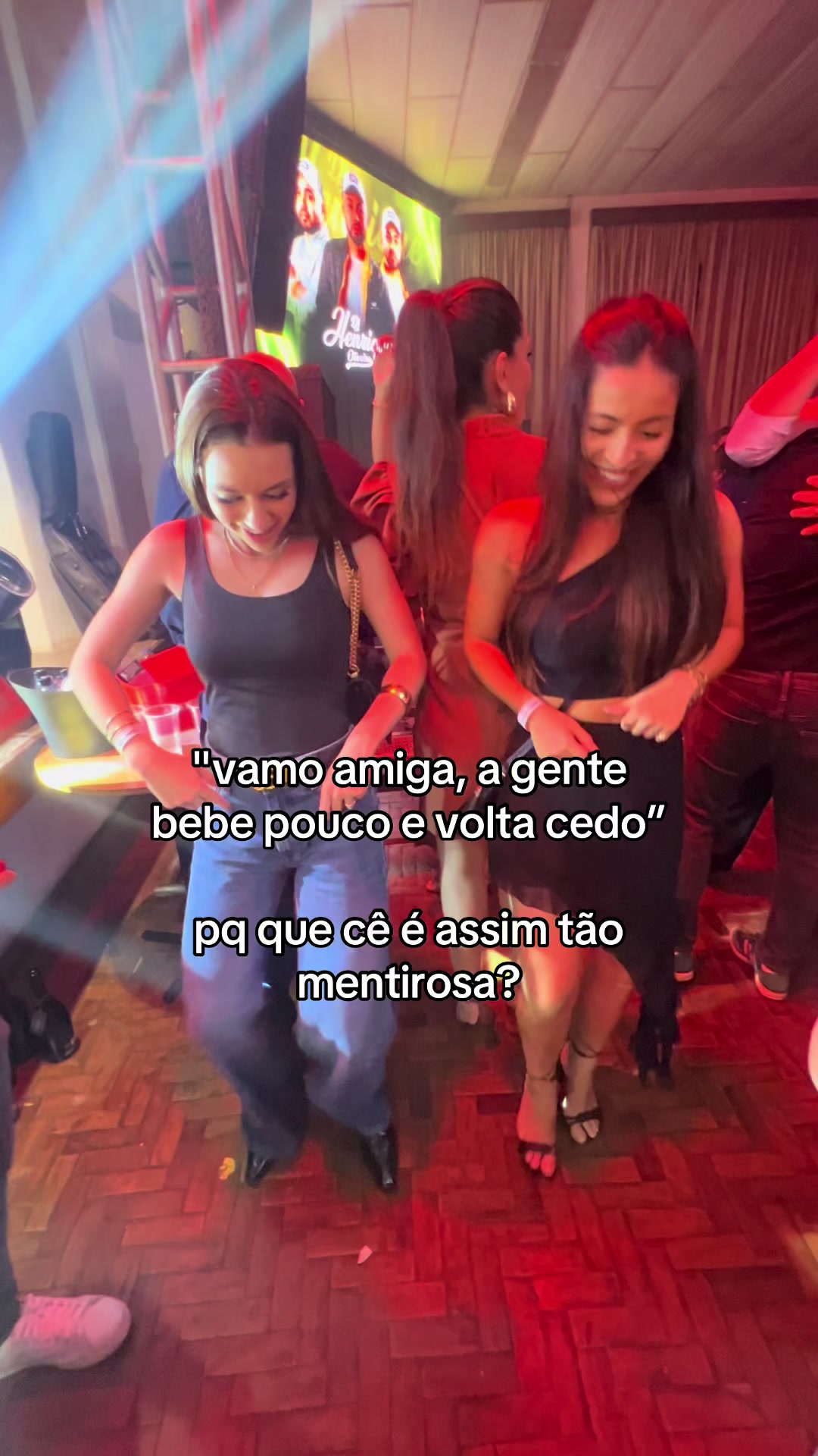 @joannaescobar_