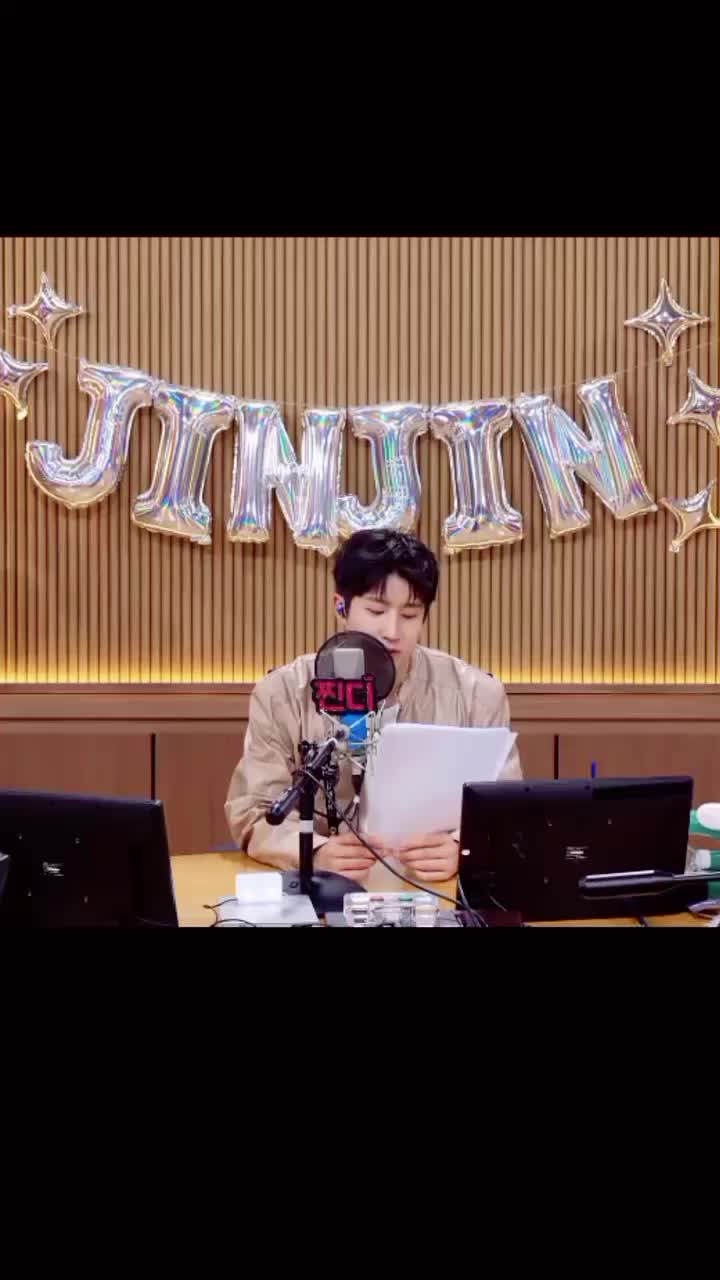 @dandeli&oacute;n🇲🇽💜 Astro👑🫶🏻