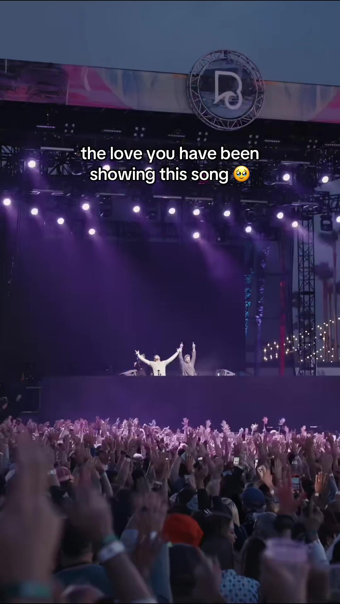@The Chainsmokers