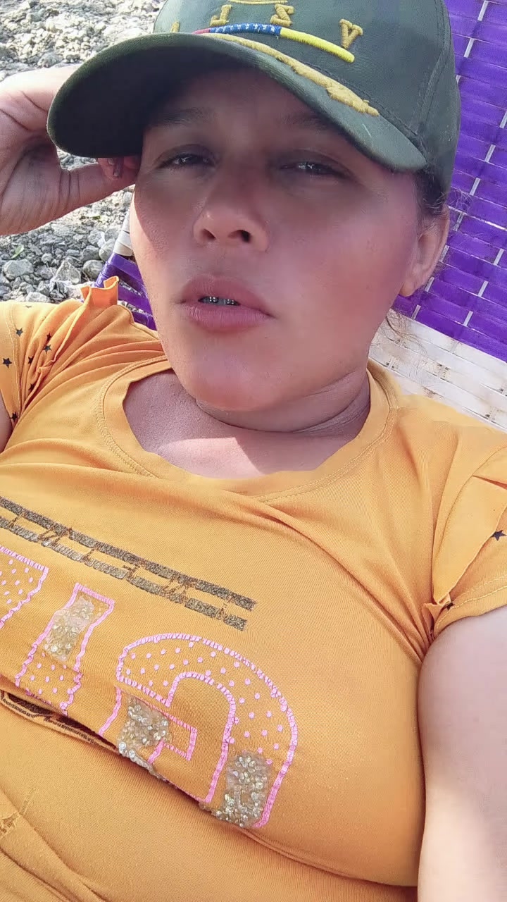 @yuli-cari