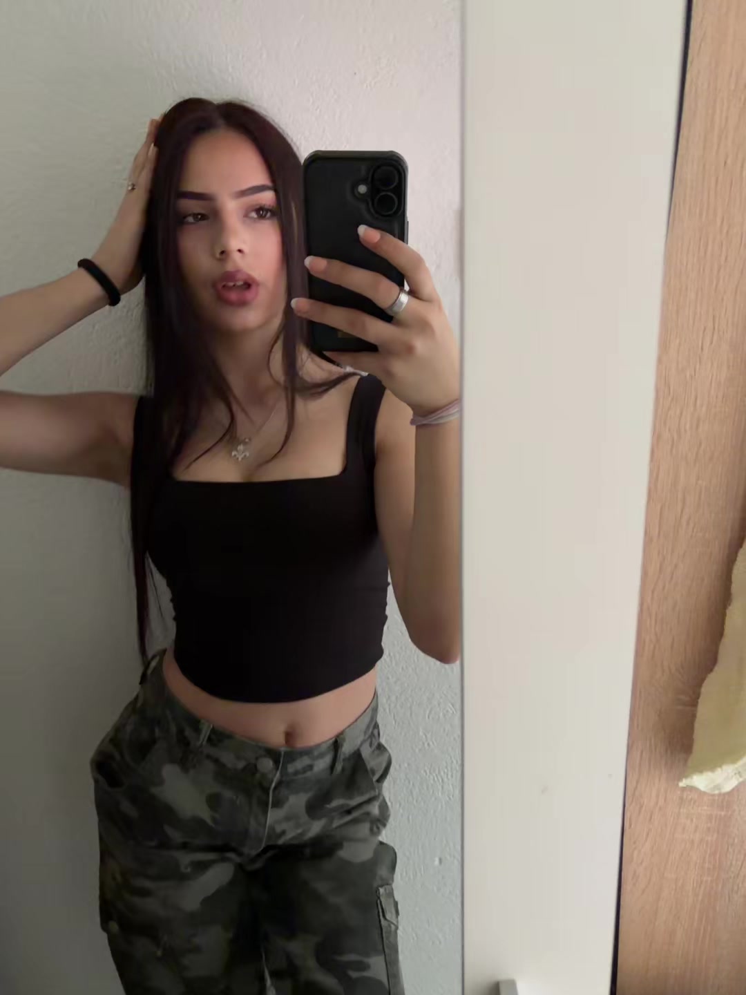 @Мелани🥀