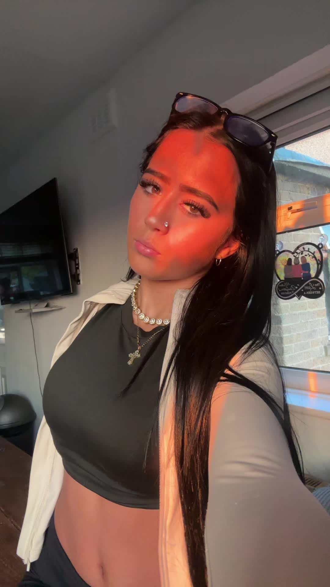 @~𝐌𝐚𝐝𝐢𝐬𝐨𝐧𝐂𝐥𝐚𝐫𝐤𝐞~