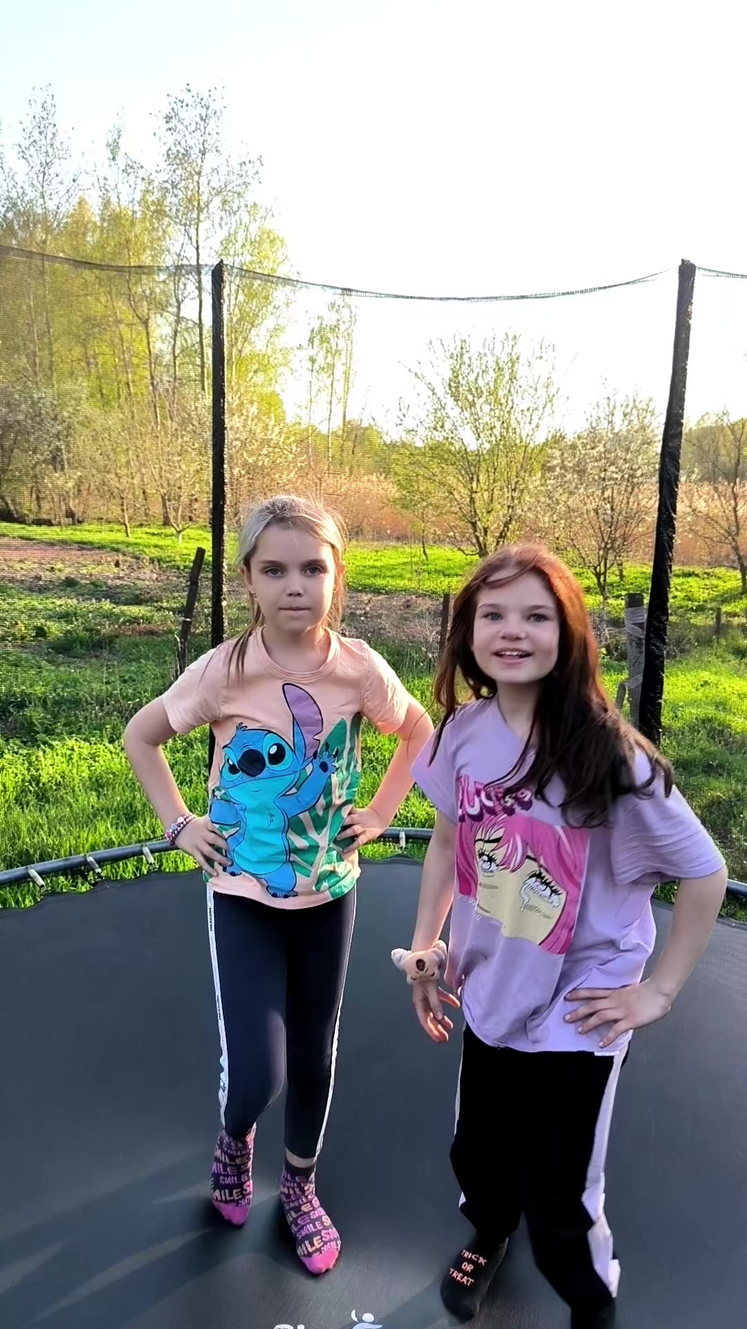@Ілонеса