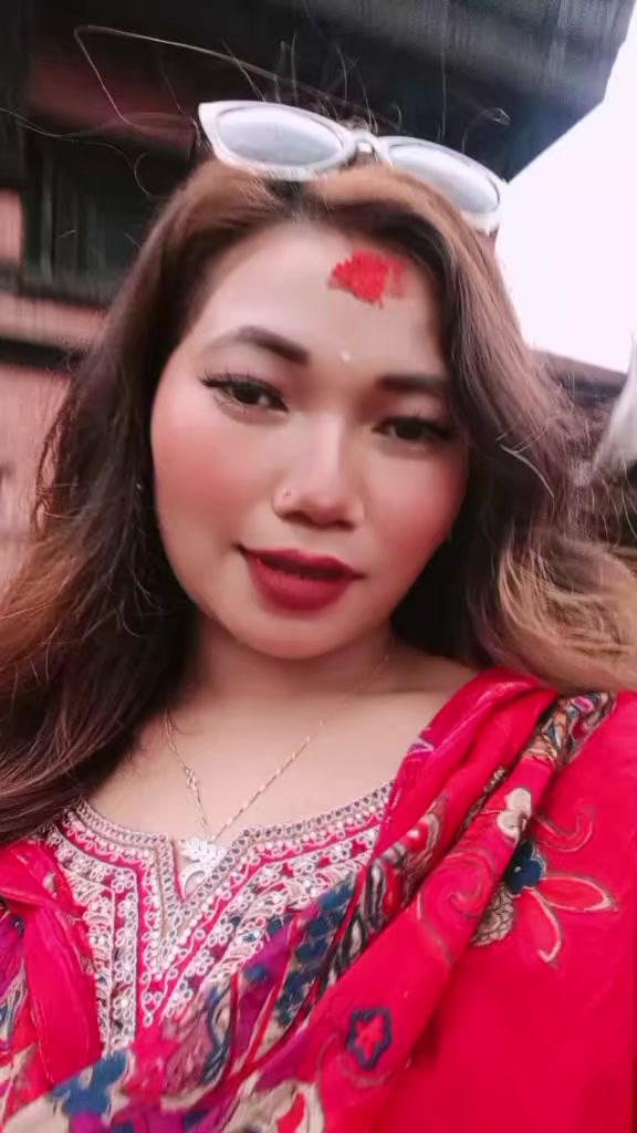 @_𝔄𝔫𝔲𝔨𝔞🌻