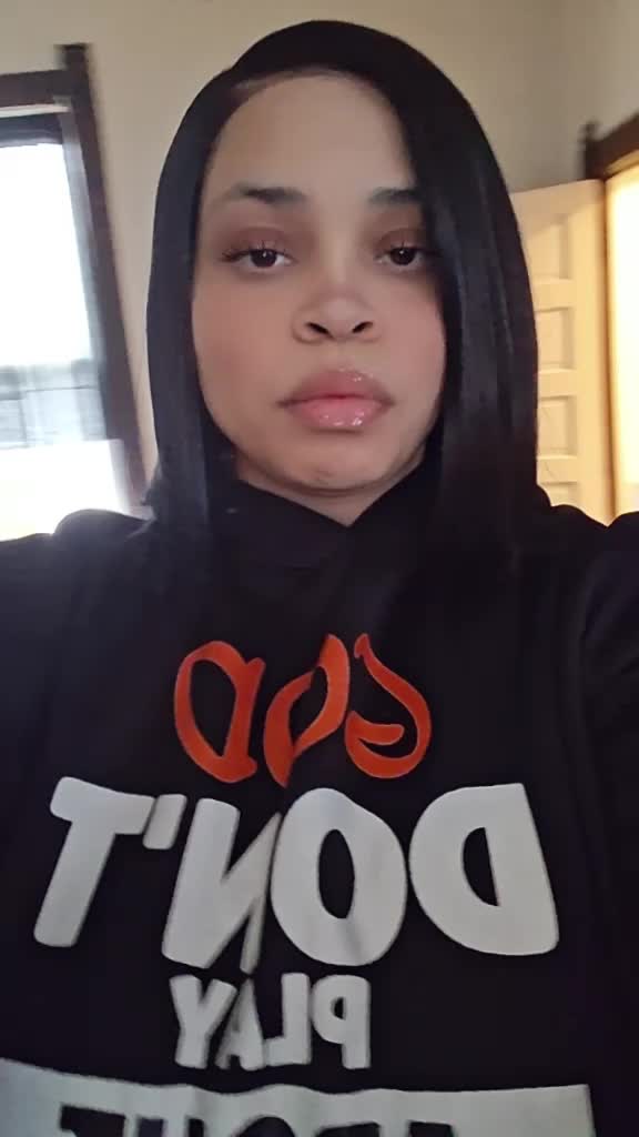 @nishajusttalkinxo