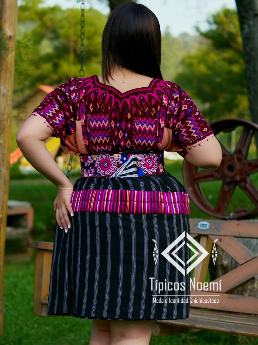 @T&iacute;picos Noem&iacute;