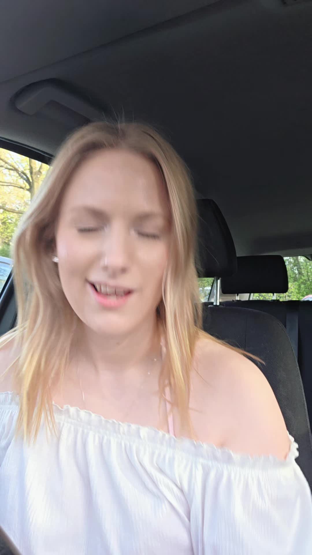 @Jenni