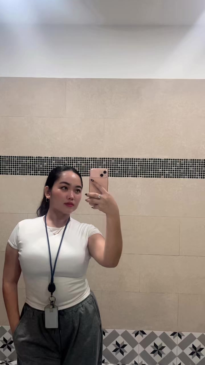 @Jlayyy