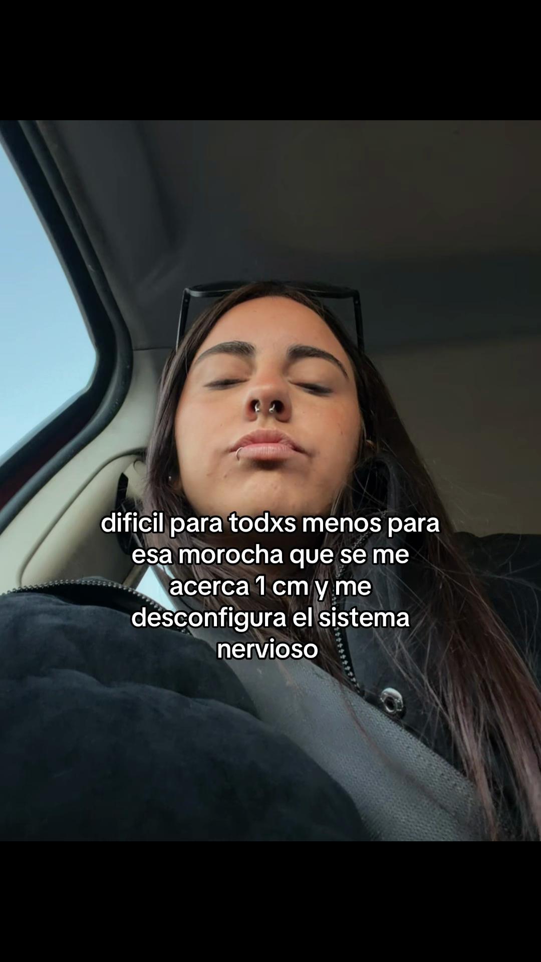 @lola