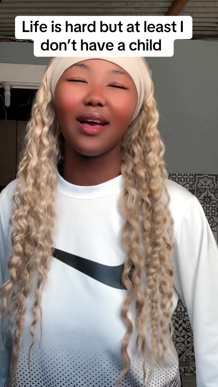 @Esethu_Mei🇿🇦