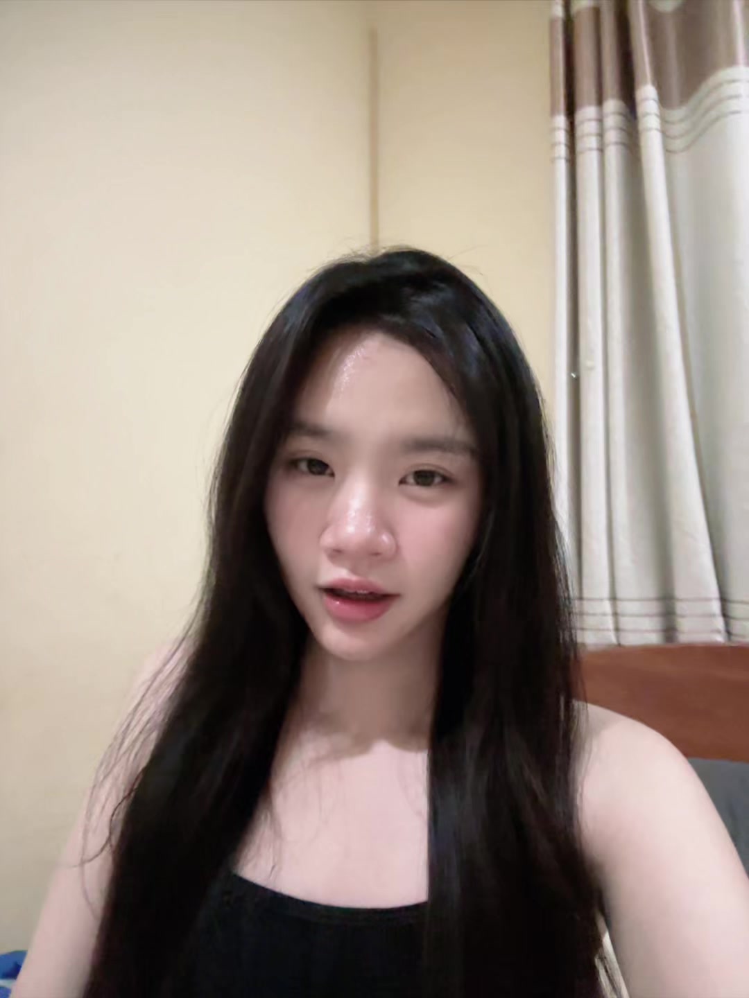@ລາດີ້