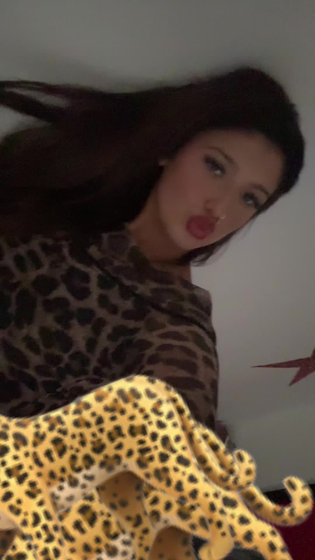 @idontcarexohoe