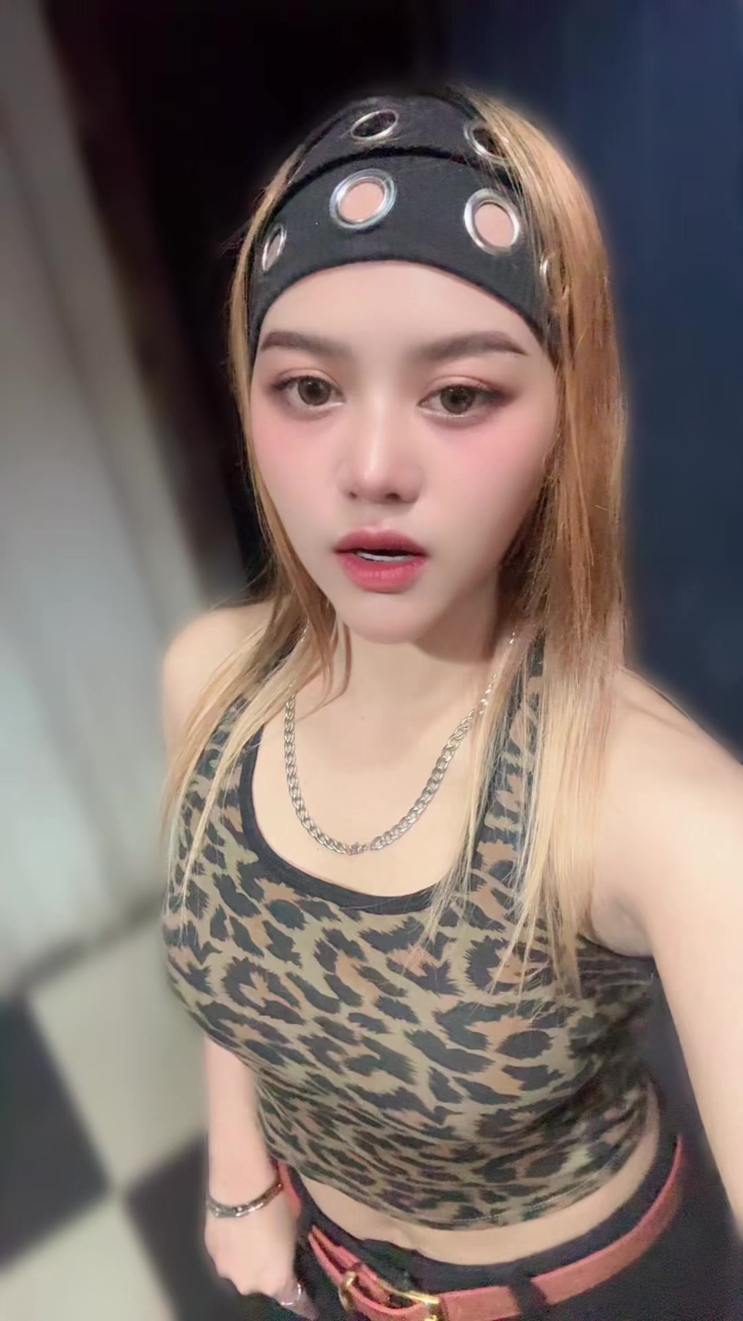 @กานต์ ธารา (99.4K)
