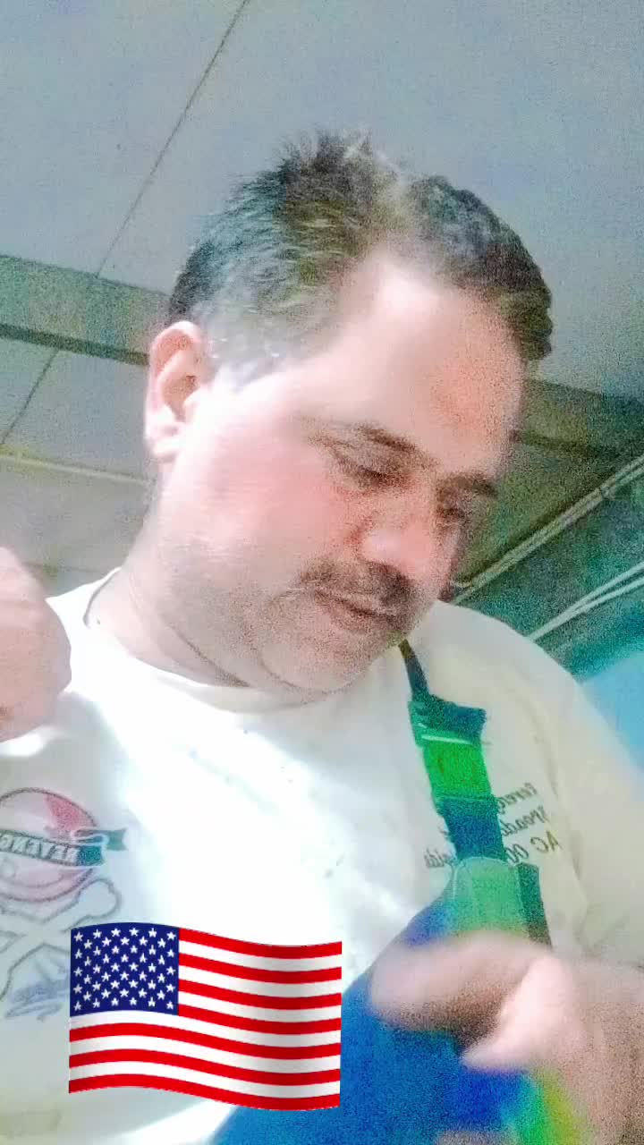 @,:",:"p;:r..e.:e.,;t#*🤟🤟