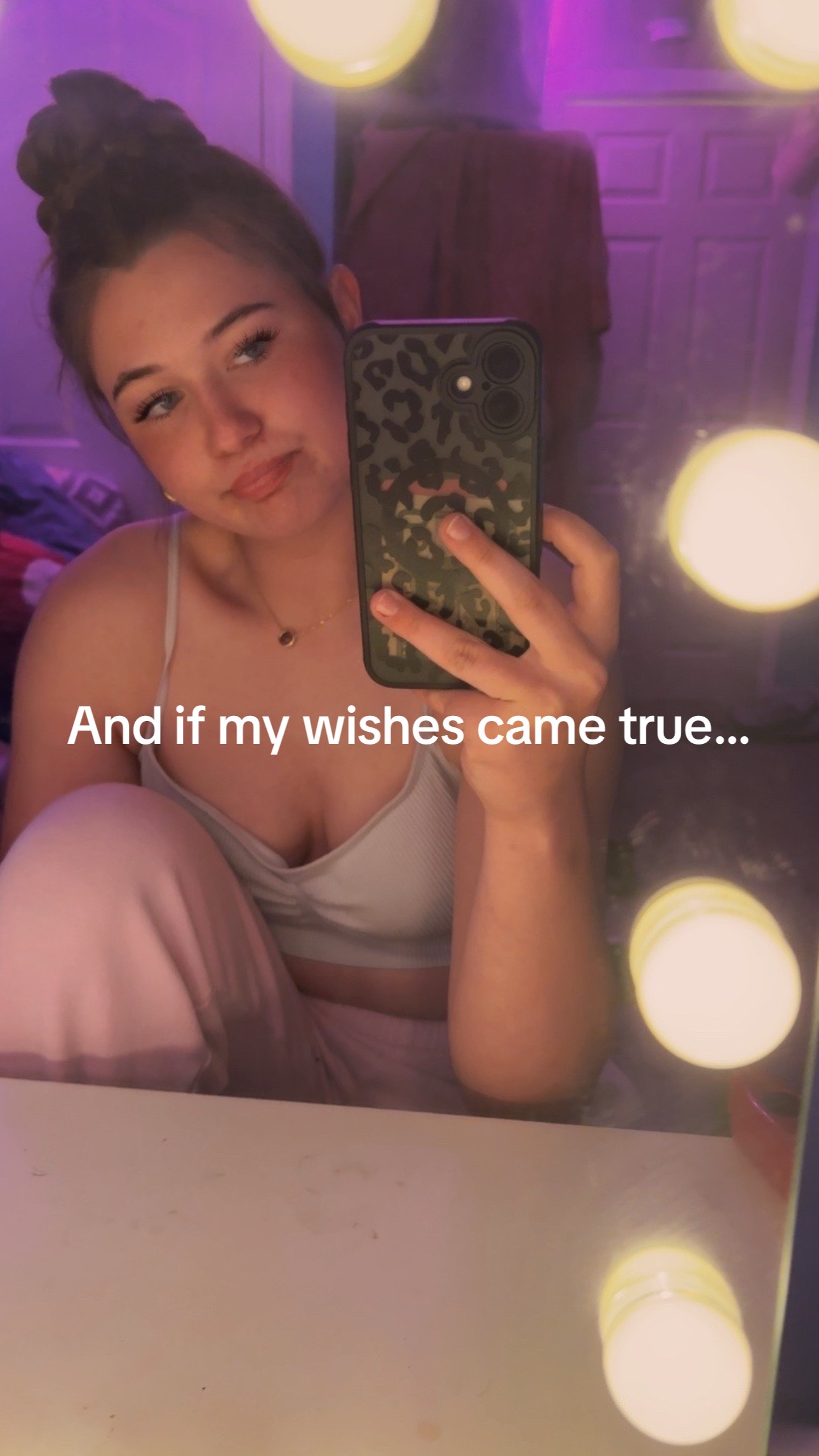 @💗🐚🌸☀️🛍️🪩🥂💐