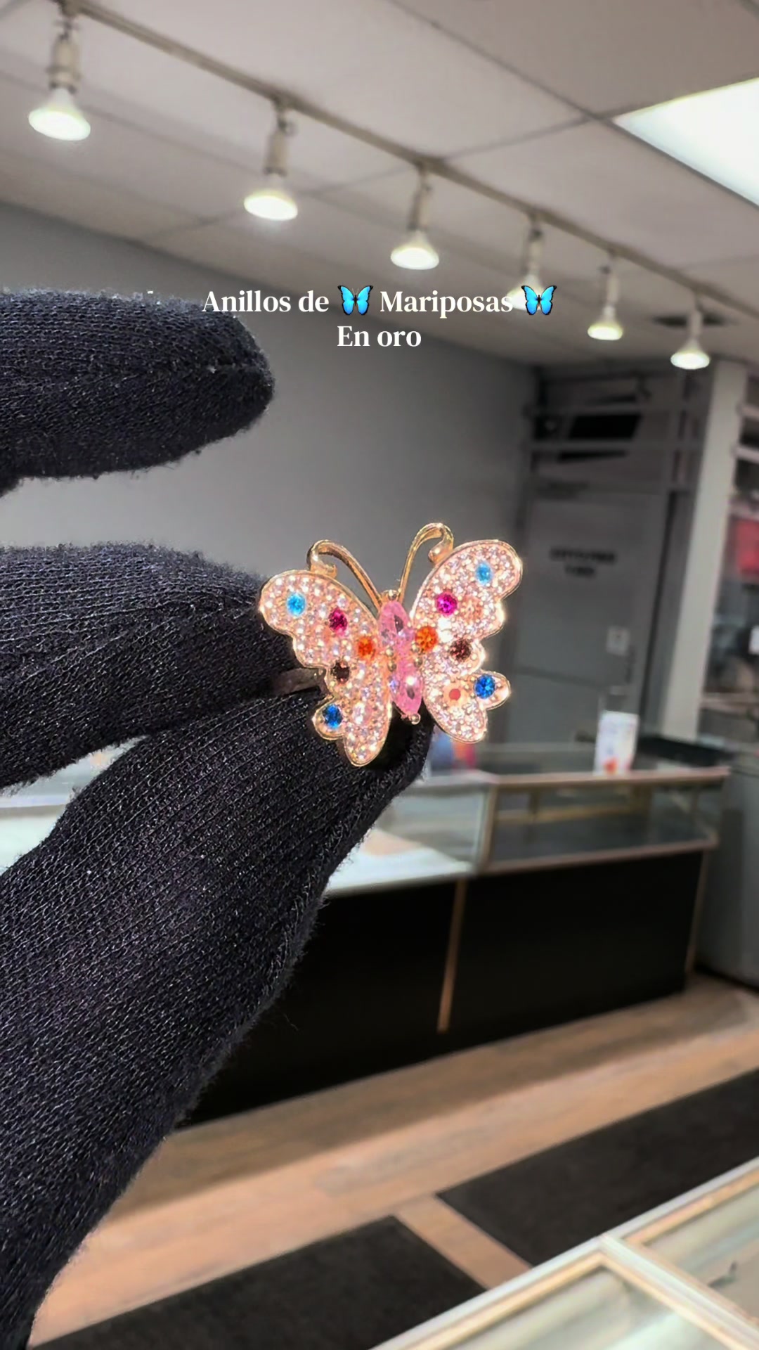 @Tito&rsquo;s Jewelry