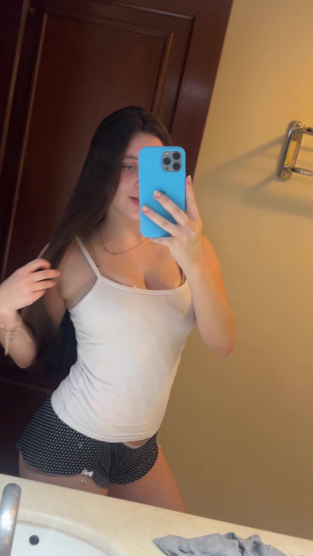@dudaaisha