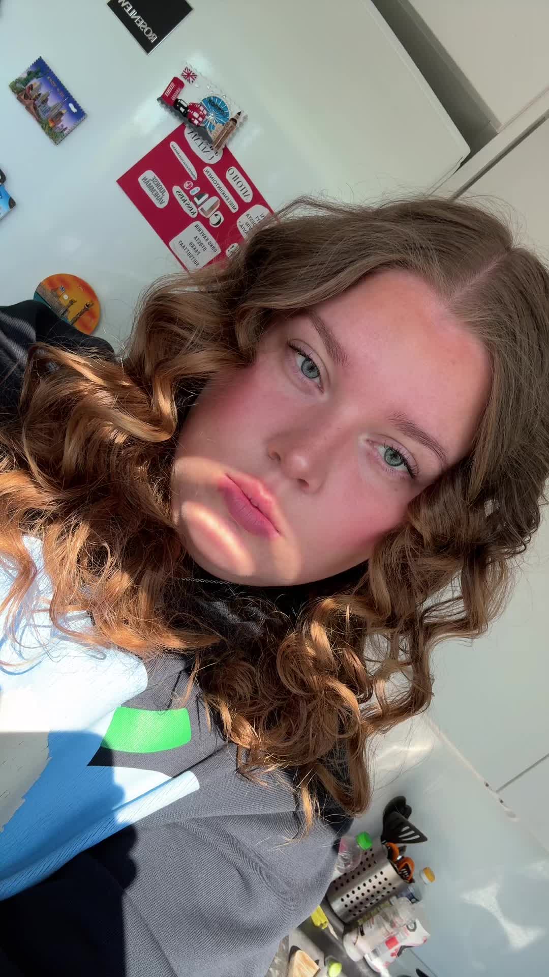 @ellie 💌