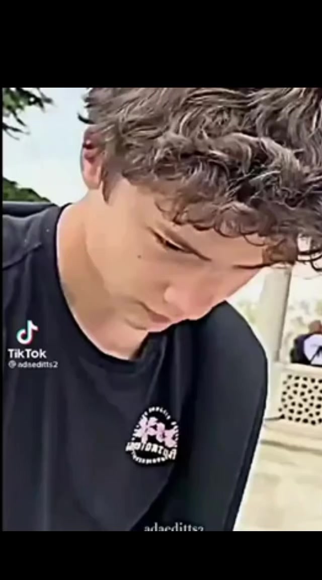 @𝐞𝐝𝐢𝐭𝐬🎭