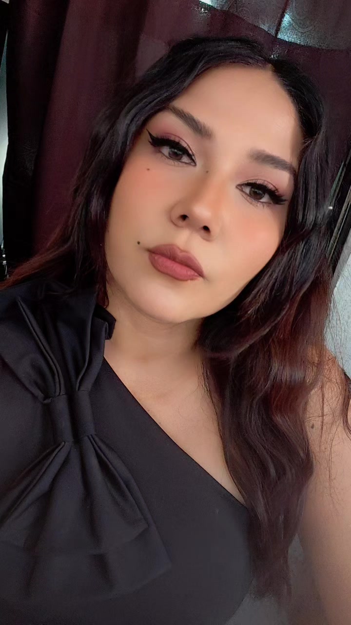 @itzel💋