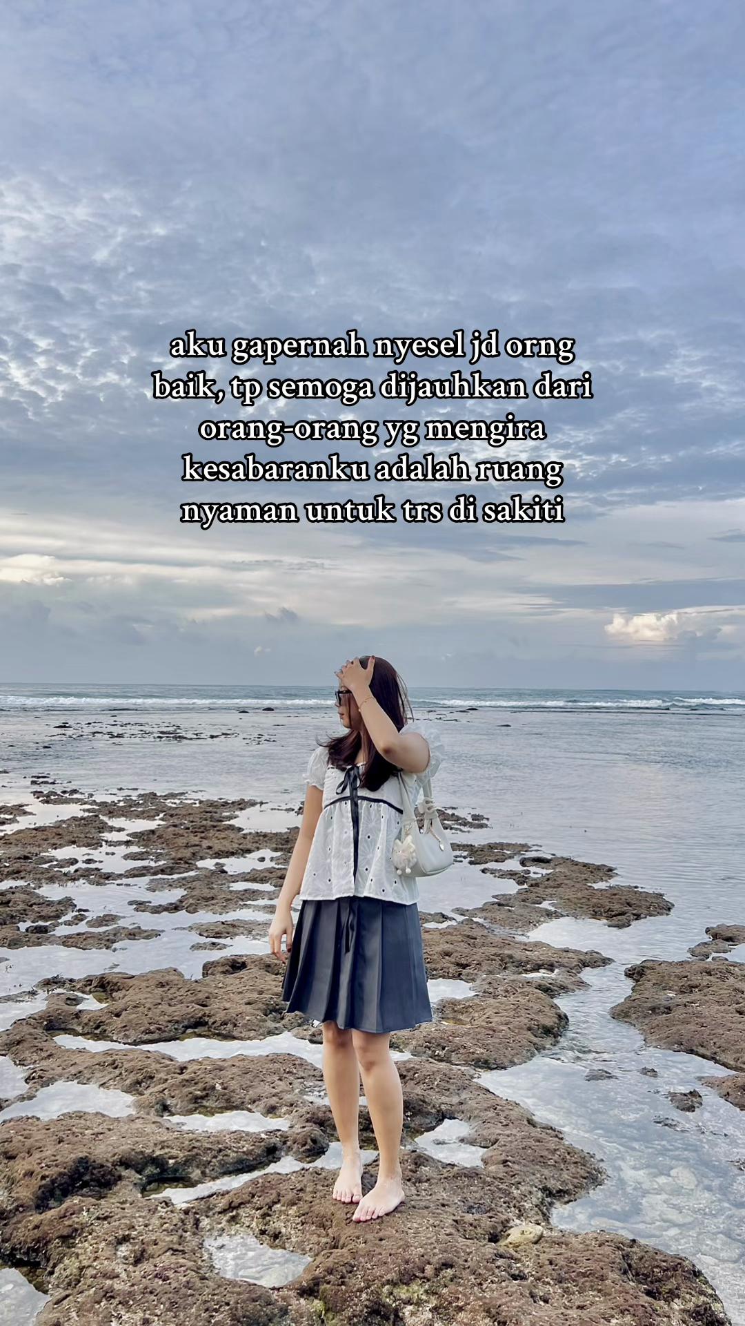 @🦋