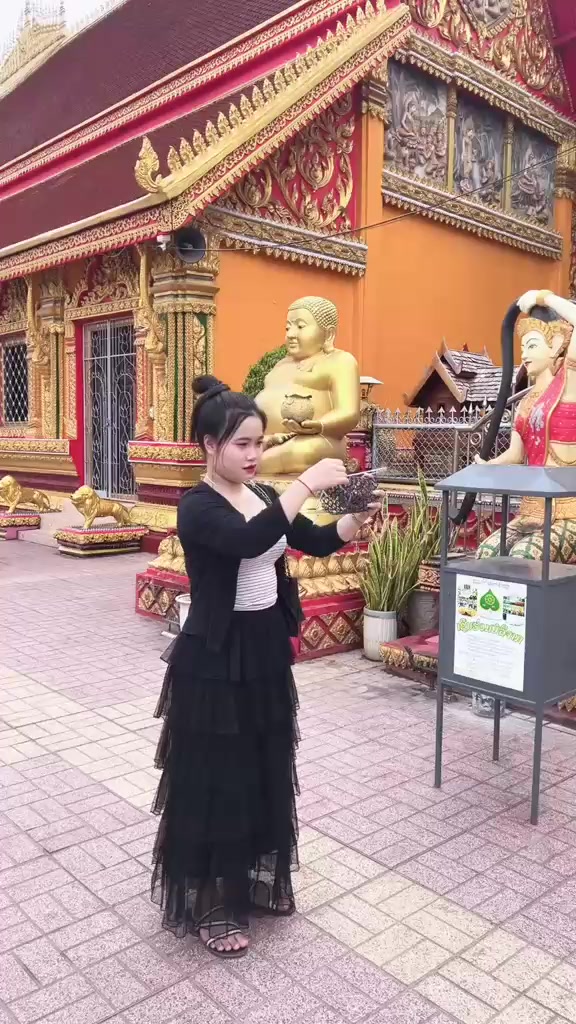 @ສາວສັງທອງ🇱🇦