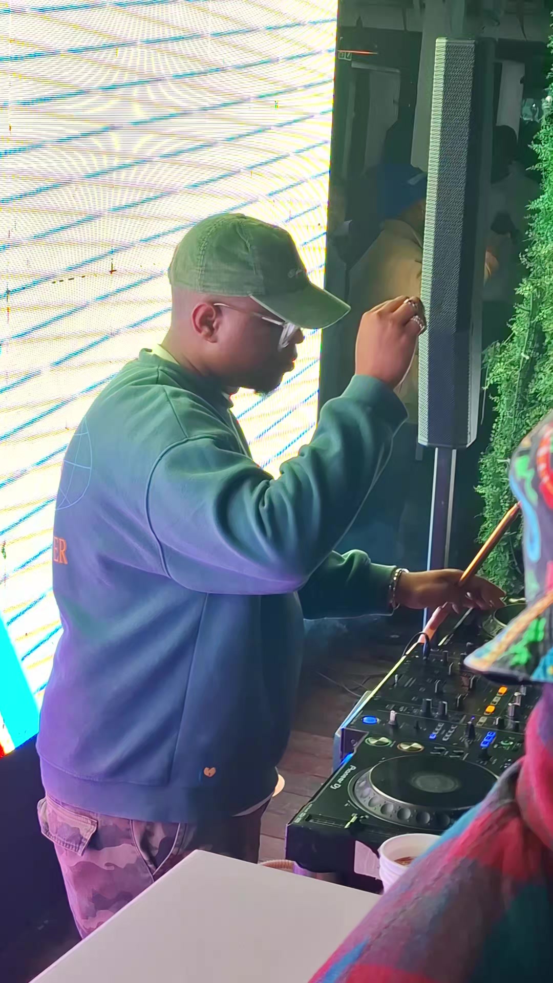 @KGzoz🇿🇦
