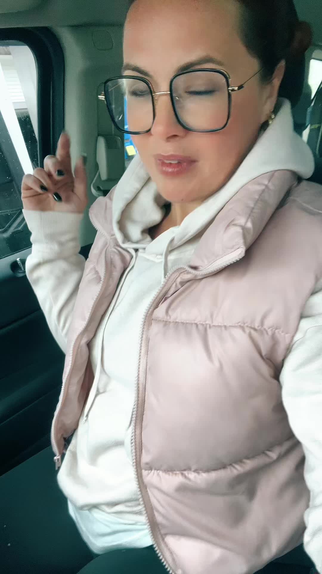 @taratime1987