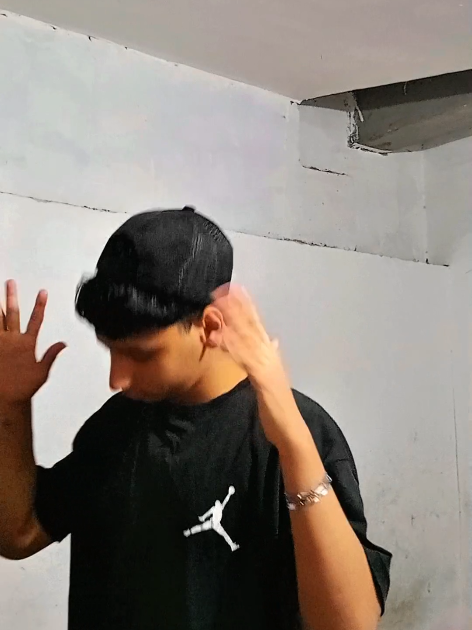 @๐ธ๐๐๐๐๐๐๐