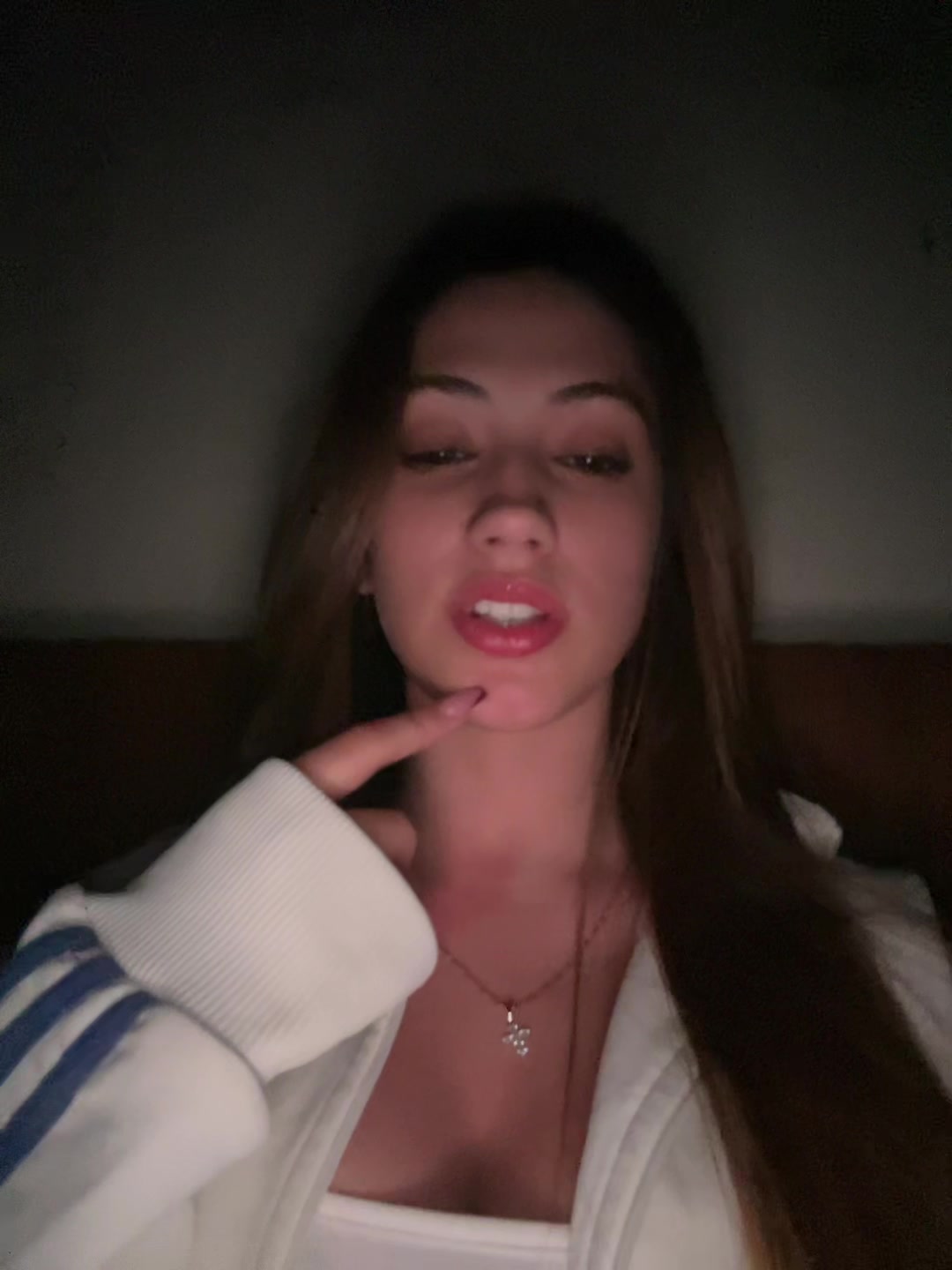 @T&acirc;nia Rocha