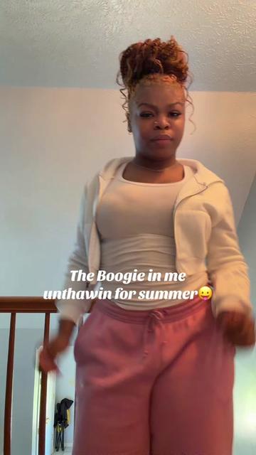 @laexoxo_